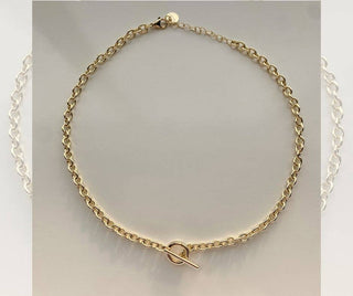 The Sis Kiss - Gallery Charm Necklace