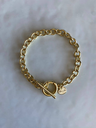 The Sis Kiss - Gallery Charm Bracelet: Silver