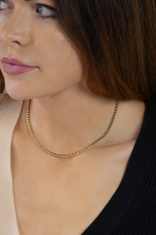The Sis Kiss - Morgan Necklace | Rhinestone Chain in Gold 
