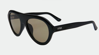 Maddy Sunglasses - Black / Green