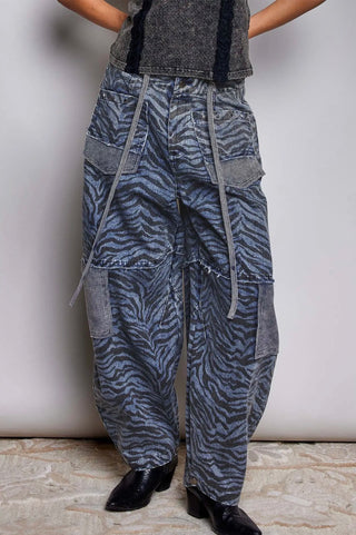 Retro Roar High-Rise Jogger Pants