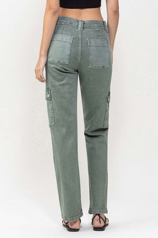 HIGH RISE STRAIGHT JEAN WITH CARGO POCKET DETAIL