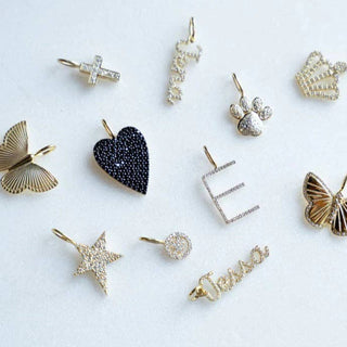 The Sis Kiss - Be a Queen Charm