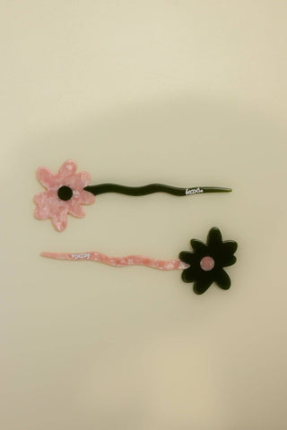 KAXI - FLOWER FRENCH PINS: RED & LEAPORD