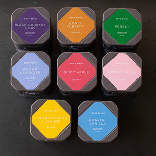 Rosy Rings - Accent Tin Candle - Apricot Rose