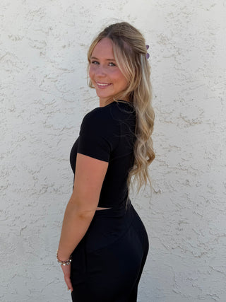 Cropped Black Athletic Short Sleeve Top