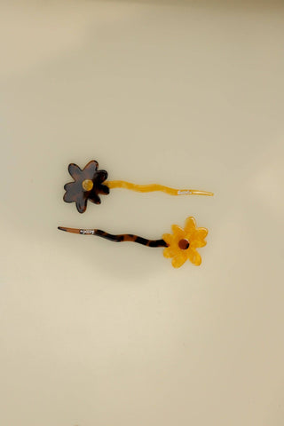KAXI - FLOWER FRENCH PINS: RED & LEAPORD