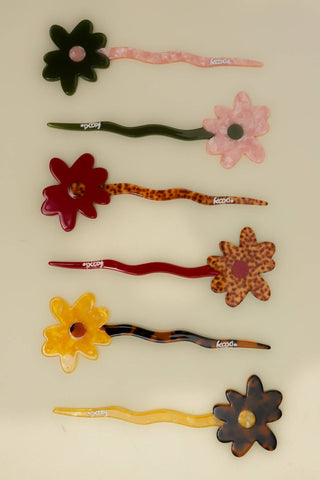 KAXI - FLOWER FRENCH PINS: RED & LEAPORD