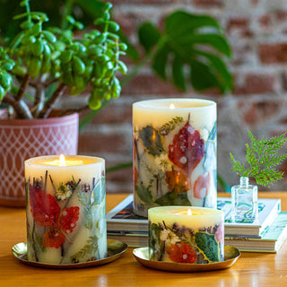 Rosy Rings - Gold Accent & Signature Botanical Candle Plate