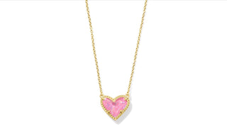 Ari Heart Short Pendant Necklace