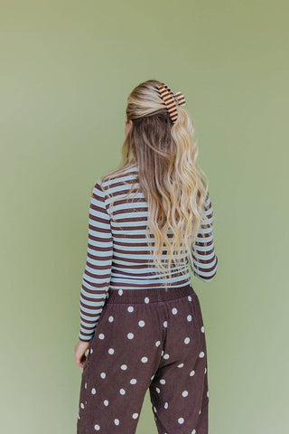 KAXI - STRIPED OVERSIZED CLAWS: BROWN AND CREAM STRIPED