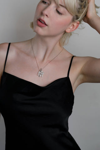 The Sis Kiss - Skinny Cable Chain Necklace