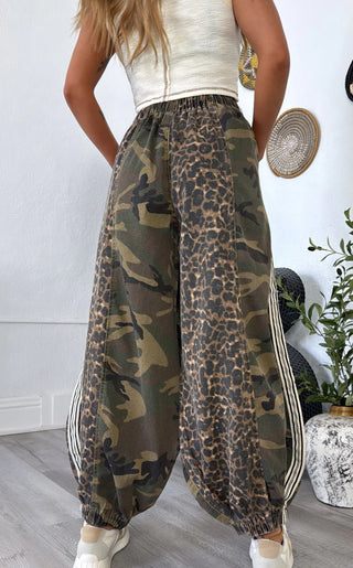 POL Printed Camo Woven Contrast Band Jogger Pants