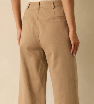 The Olivia Scalloped Pocket Straight Leg Pants