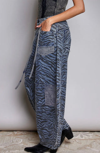 Retro Roar High-Rise Jogger Pants