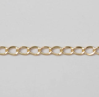 Curb Chain in Gold