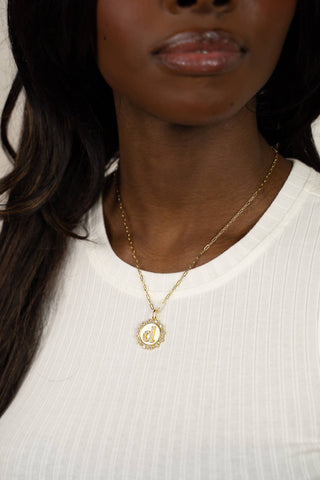 The Sis Kiss - Mini Paperclip Chain Necklace | Threader Charm Necklace  : 16" + 2"