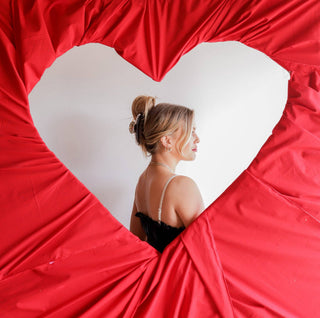 KAXI - LOVE IS IN THE HAIR CLAW: MIDI CLAW