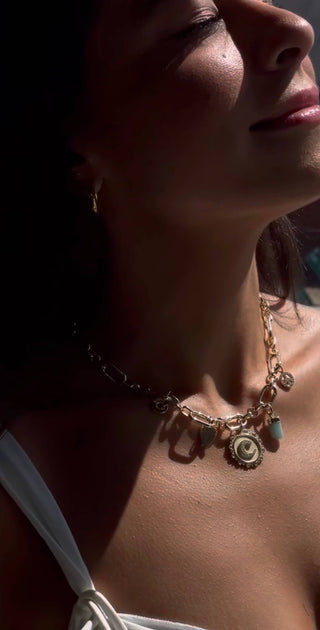 The Sis Kiss - Collectors Charm Necklace