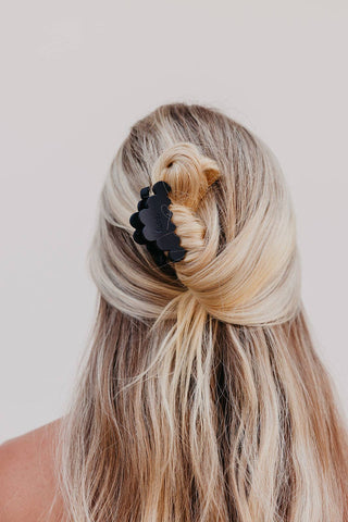 KAXI - KAXI SCALLOPED MINI HOLD EVERYTHING CLAW: BLACK