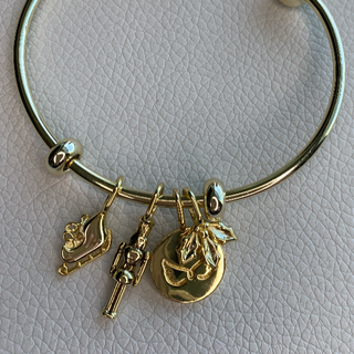 The Sis Kiss - Pop the Champagne Charm: Gold