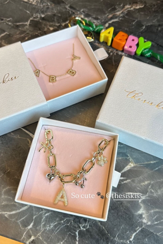 The Sis Kiss - Mini Puffy Heart Charm