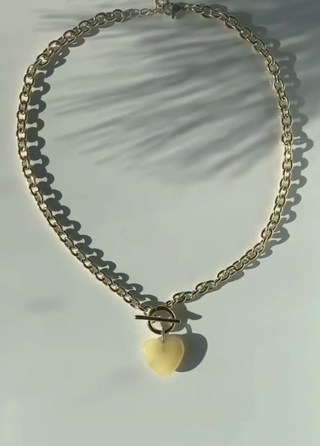 The Sis Kiss - Gallery Charm Necklace