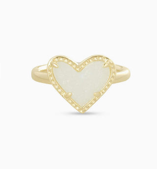 Ari Heart Band Ring